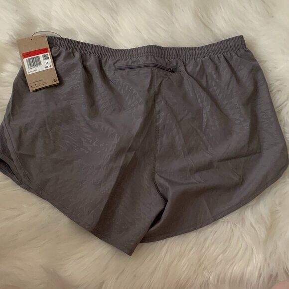 NIKE Women's Tempo Brief Lined Running Shorts in Gunsmoke Sz LARGE - Picture 3 of 5